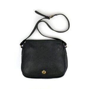 Coach Vintage Leatherware Black Turnlock Flap Leather Shoulder Bag Crossbody 900